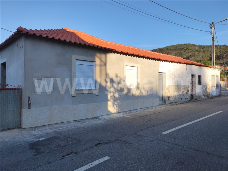 Moradia Isolada T2 / Barcelos, Durrães e Tregosa
