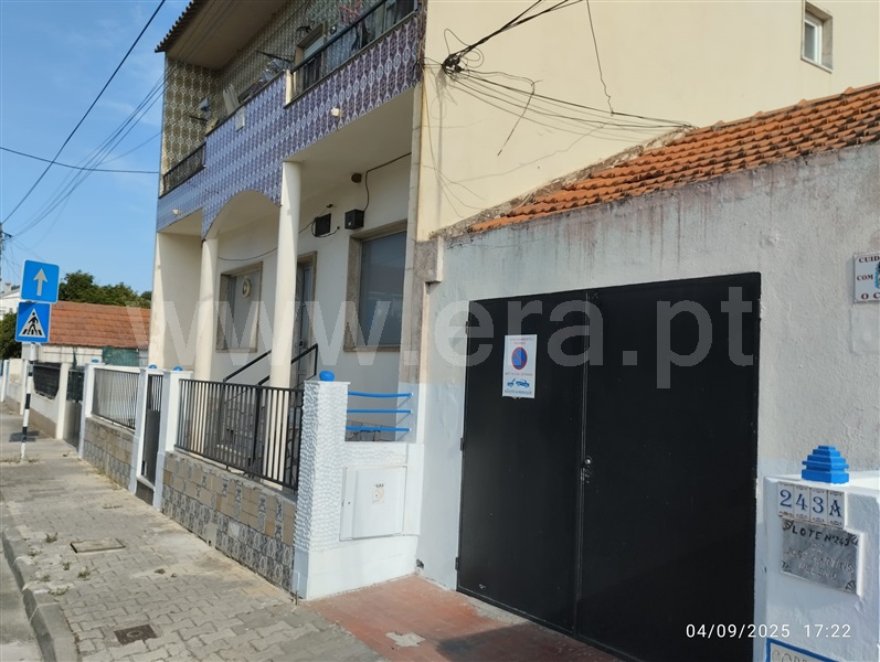 Moradia Isolada T2 / Barreiro, Palhais e Coina