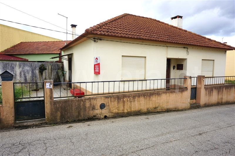 Moradia Isolada T2 / Bombarral, Roliça