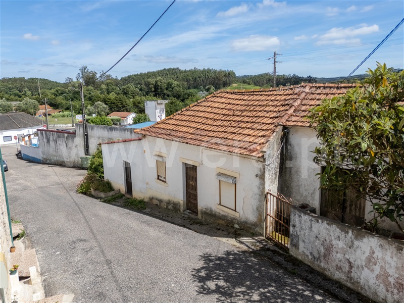 Moradia T2 em Alguber, €79.500