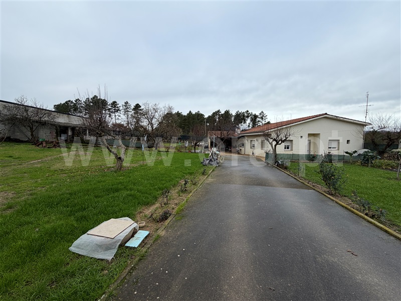 Moradia Isolada T2 / Chaves, Vila Verde da Raia