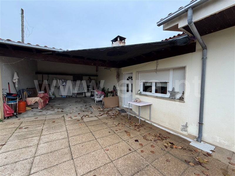 Moradia T2 à venda em Vila Verde da Raia, Chaves — foto 2