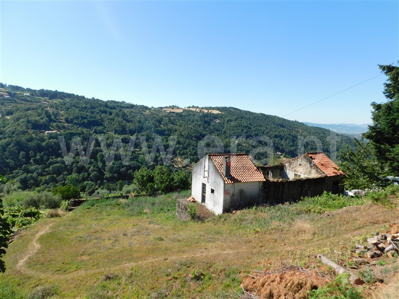 Moradia Isolada T2 Covilhã, Teixoso - 1099571 - 2