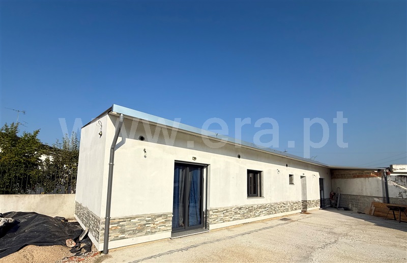 Moradia Isolada T2 / Ovar, Maceda