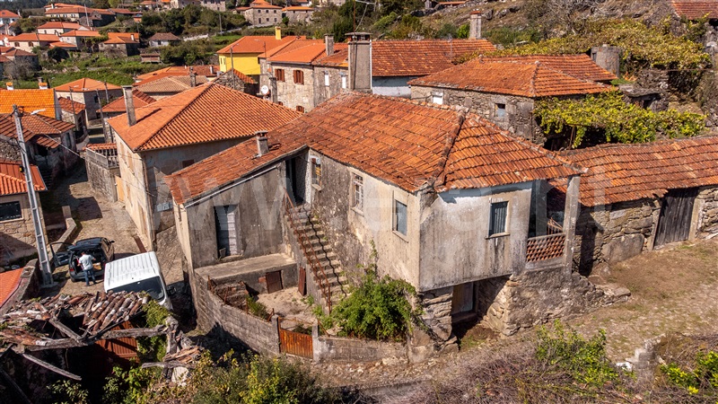 Moradia Isolada T2 / Paredes de Coura, Insalde e Porreiras