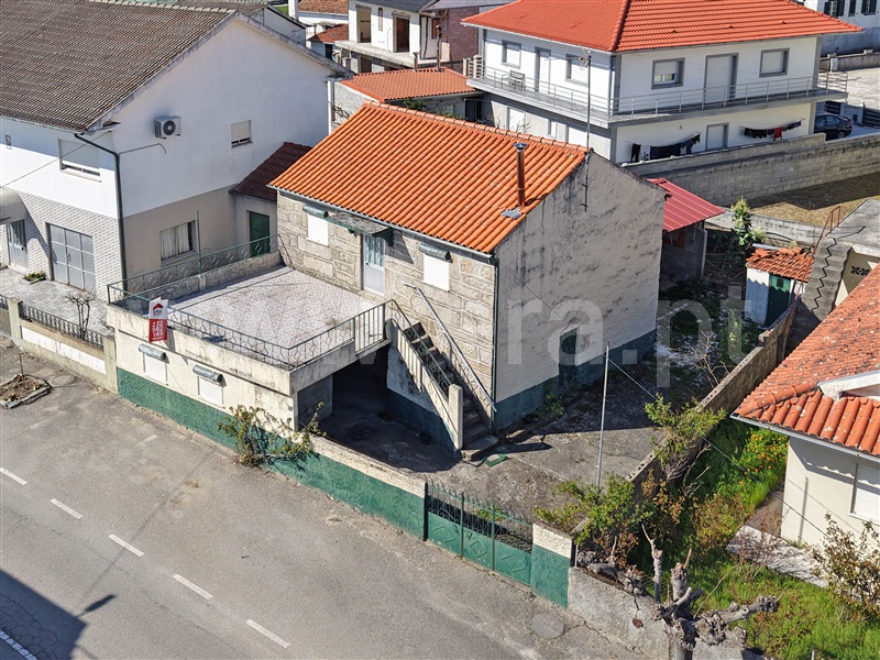 Moradia Isolada T2 / Penalva do Castelo, Antas