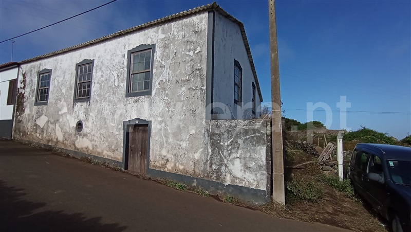 Moradia Isolada T2 / Santa Cruz da Graciosa, Guadalupe