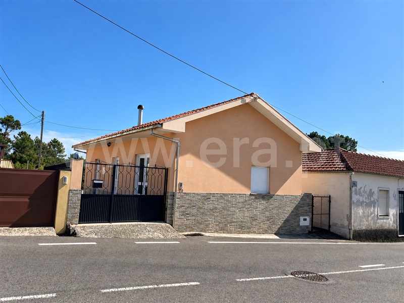 Moradia T2 à venda em Lobão, Gião, Louredo e Guisande, Santa Maria da Feira — foto 2