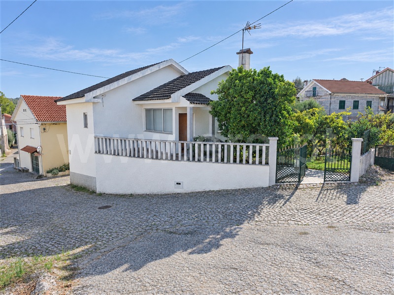 Moradia T2 em Silvã de Cima, €160.000