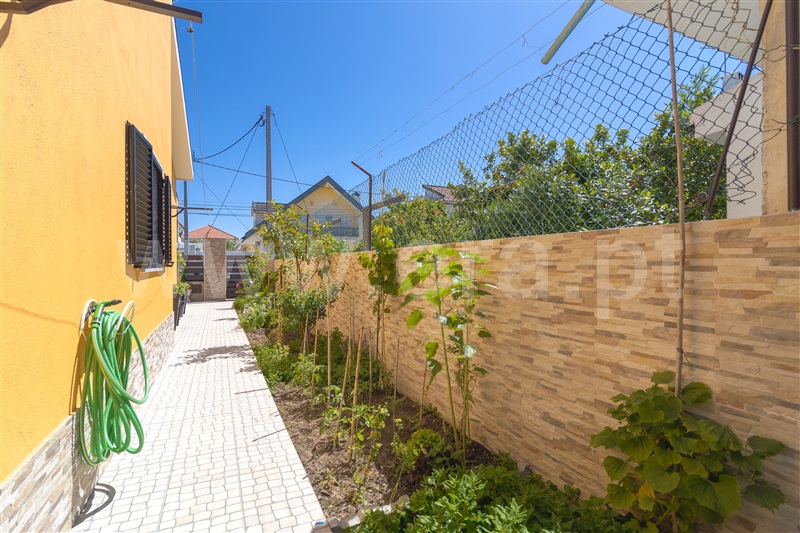 Moradia Isolada T2 Seixal, Amora - 1482549 - 15