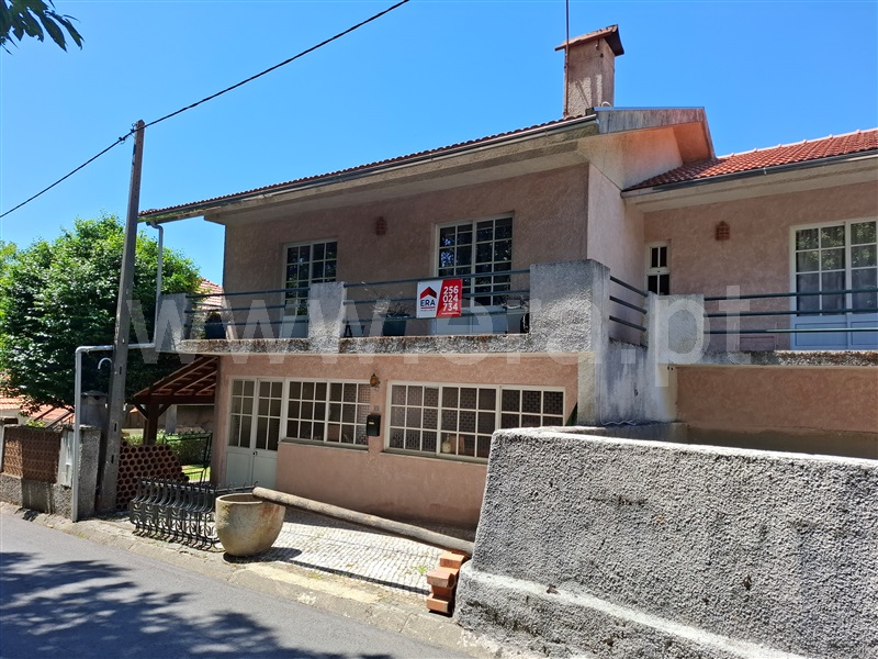 Moradia Isolada T2 / Sever do Vouga, Silva Escura e Dornelas