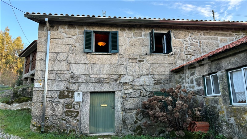 Moradia Isolada T2 Tondela, São João do Monte e Mosteirinho - 1456506 - 4