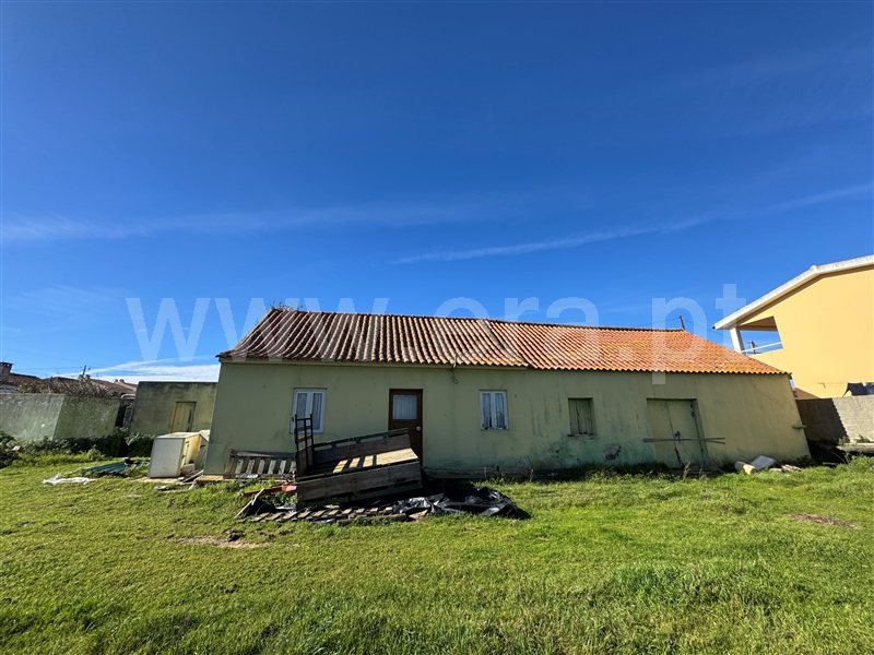 Moradia Isolada T2 / Torres Vedras, São Pedro da Cadeira