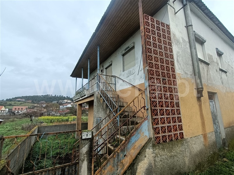 Moradia Isolada T2 / Valpaços, Veiga de Lila