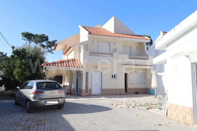 Moradia Isolada T3 com Quintal Almada, Charneca de Caparica e Sobreda - 1502031 - 28