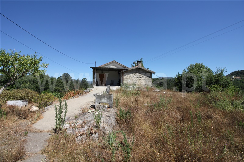 Moradia Isolada T3 / Amares, Torre e Portela