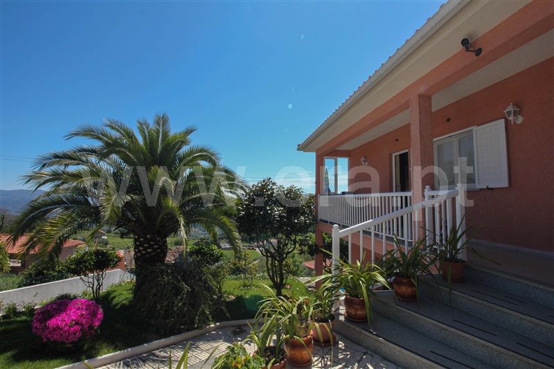 Moradia Isolada T3 com Jardim Arcos de Valdevez, Padreiro (Salvador e Santa Cristina) - 1400459 - 2