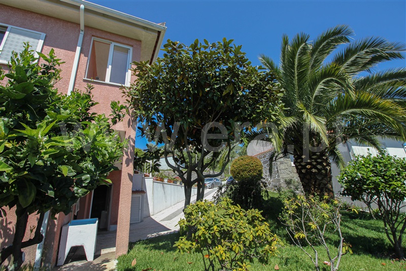 Moradia Isolada T3 com Jardim Arcos de Valdevez, Padreiro (Salvador e Santa Cristina) - 1400459 - 8