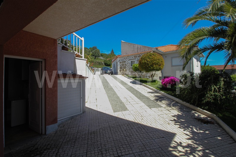 Moradia Isolada T3 com Jardim Arcos de Valdevez, Padreiro (Salvador e Santa Cristina) - 1400459 - 11