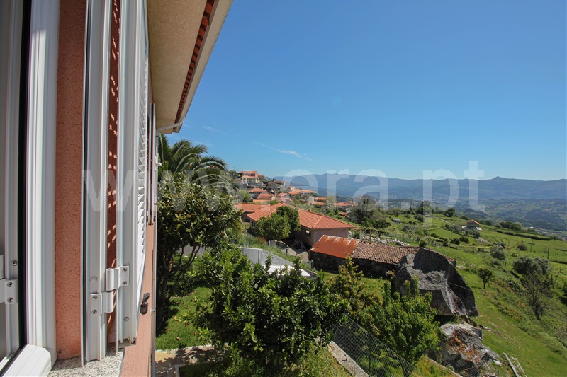 Moradia Isolada T3 com Jardim Arcos de Valdevez, Padreiro (Salvador e Santa Cristina) - 1400459 - 14