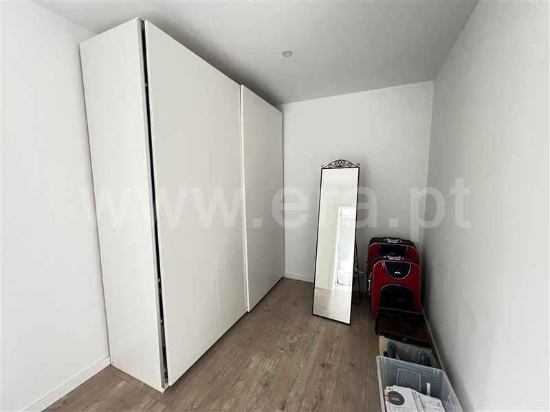 Moradia Isolada T3 com Quintal Arcos de Valdevez, Rio Frio - 1469341 - 10https://mediaredir.era.pt/ImageResizeHandler.ashx?tipo=1&checkMax=1&imovel=14