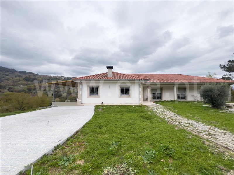 Moradia Isolada T3 / Arcos de Valdevez, Rio Frio