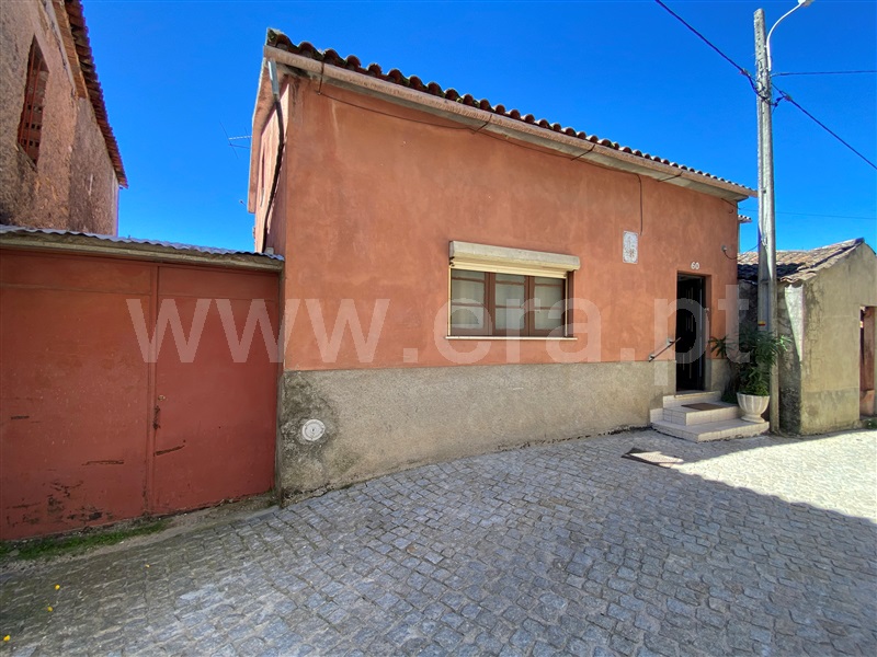 Moradia Isolada T3 com Terreno Arganil, Côja e Barril de Alva - 1356466 - 2