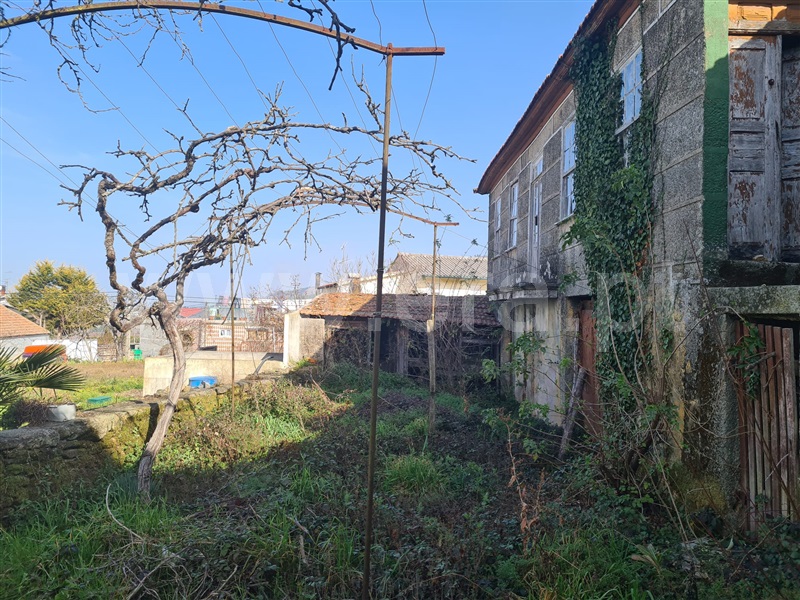 Moradia Isolada T3 / Armamar, São Martinho das Chãs