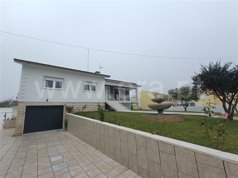 Moradia T3 à venda em Requeixo, Nossa Senhora de Fátima e Nariz, Aveiro — foto 3