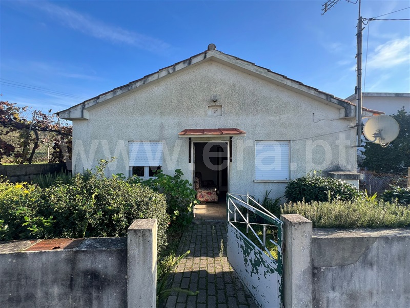 Moradia Isolada T3 / Barcelos, Viatodos, Grimancelos, Minhotães e Monte de Fralães