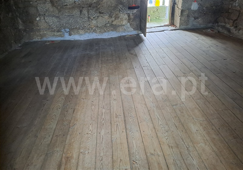 Moradia Isolada T3 Castro Daire, Gosende - 1327278 - 4