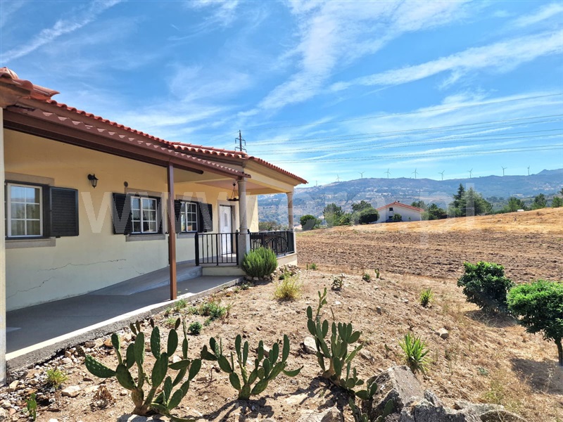 Moradia Isolada T3 / Celorico da Beira, Cortiço da Serra