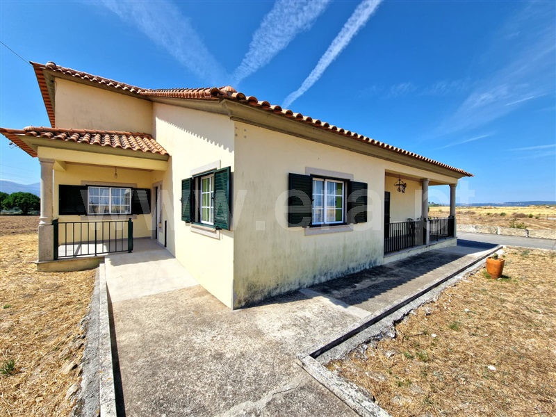 Moradia Isolada T3 Celorico da Beira, Cortiço da Serra - 1500828 - 2