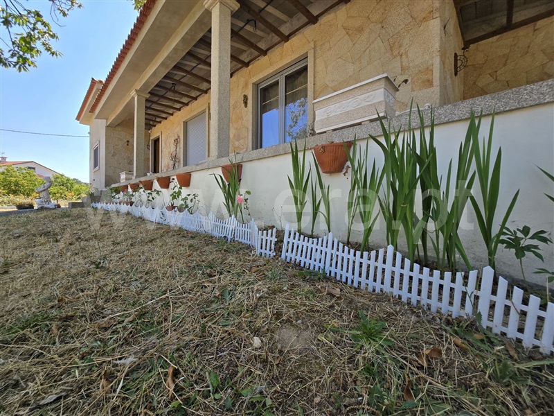 Moradia Isolada T3 Chaves, Santa Leocádia - 1492757 - 4