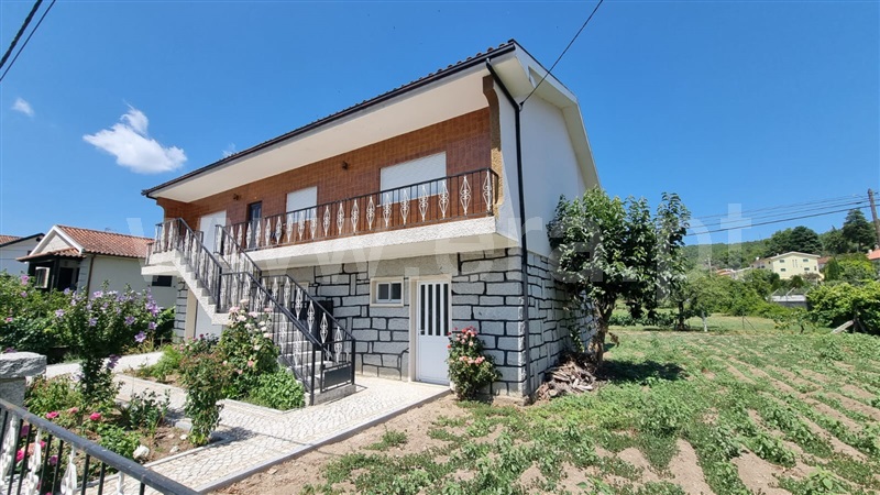 Moradia Isolada T3 / Chaves, Vidago (Vidago, Arcossó, Selhariz e Vilarinho das Paranheiras)