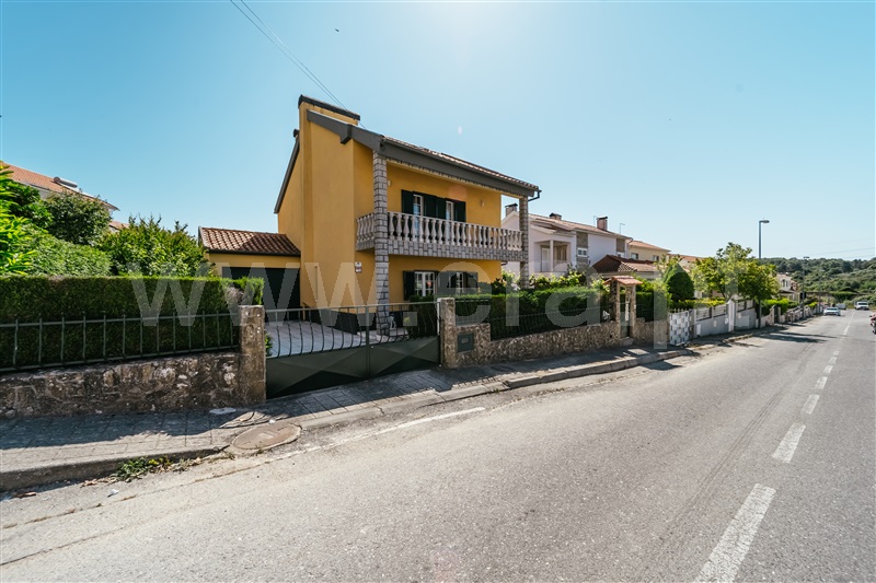 Moradia Isolada T3 / Covilhã, Canhoso
