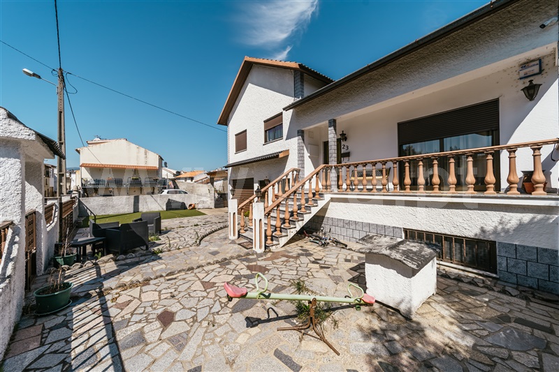 Moradia Isolada T3 Covilhã, Casegas e Ourondo - 1414787 - 2