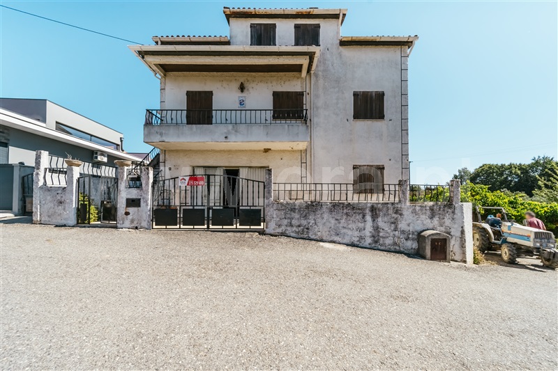 Moradia Isolada T3 / Covilhã, Erada