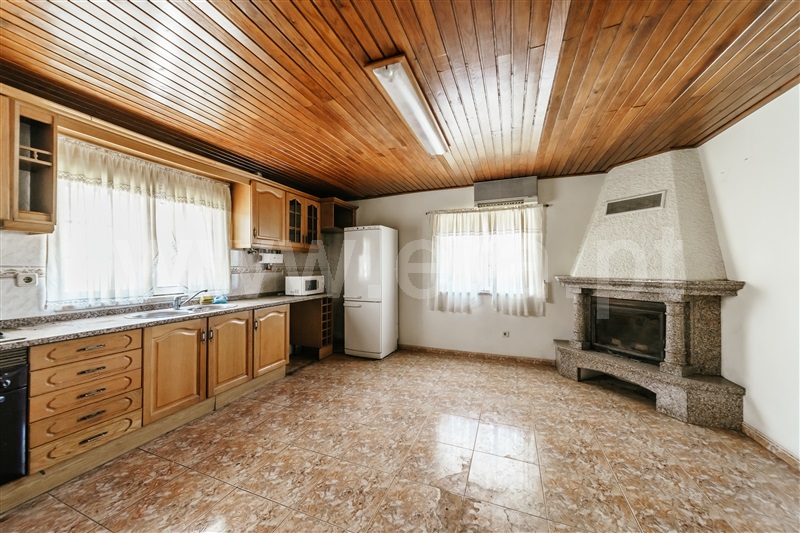 Moradia Isolada T3 / Covilhã, Erada