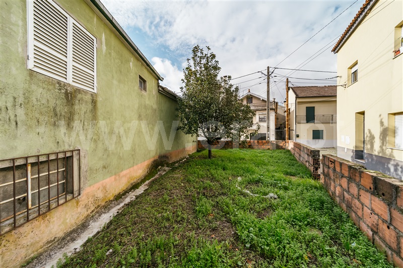 Moradia Isolada T3 Covilhã, Peso e Vales do Rio - 1432316 - 5