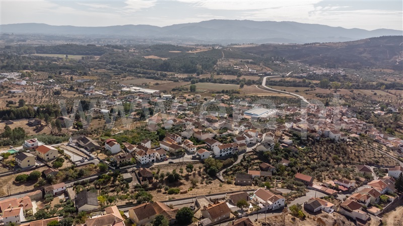 Moradia Isolada T3 Covilhã, Peso e Vales do Rio - 1512578 - 8