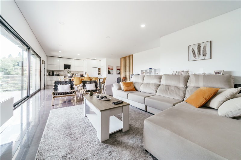 Moradia Isolada T3 com Terreno Covilhã, Vila do Carvalho - 1472386 - 14
