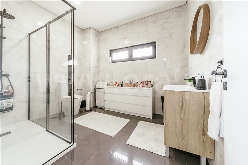 Moradia Isolada T3 com Terreno Covilhã, Vila do Carvalho - 1472386 - 19
