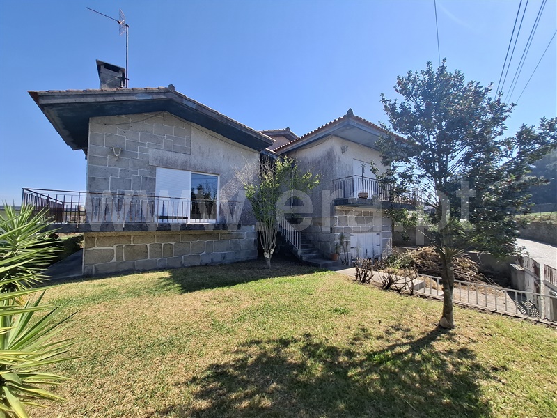 Moradia T3 em Forjães, €325.000