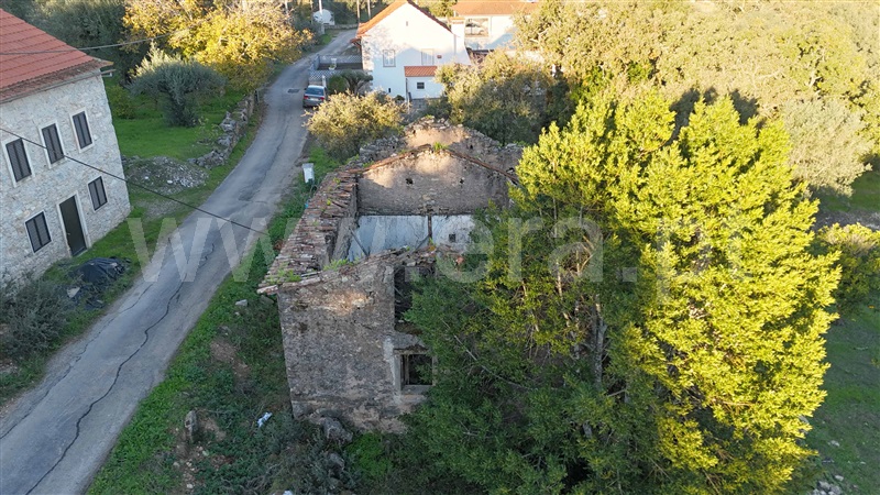 Moradia T3 à venda em Areias e Pias, Ferreira do Zêzere — foto 2