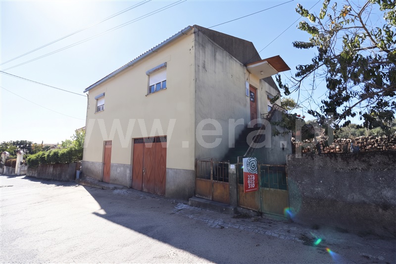 Moradia T3 à venda em Maceira, Fornos de Algodres — foto 2