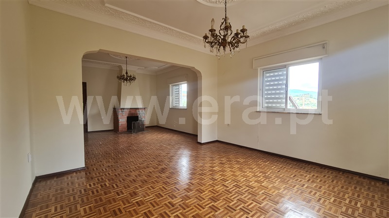Moradia Isolada T2 Gouveia, Vila Franca da Serra - 1414003 - 10