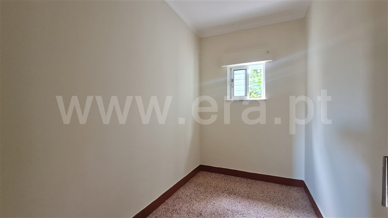 Moradia Isolada T2 Gouveia, Vila Franca da Serra - 1414003 - 18