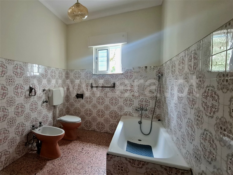 Moradia Isolada T2 Gouveia, Vila Franca da Serra - 1414003 - 36