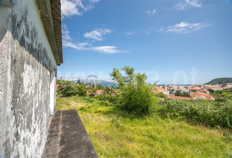 Moradia T3 à venda em Horta (Conceição), Horta — foto 2